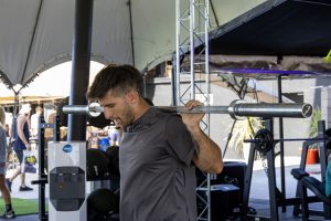 Entrenamiento consciente en Grupo Fortress, conexión cuerpo y movimiento para una vida saludable